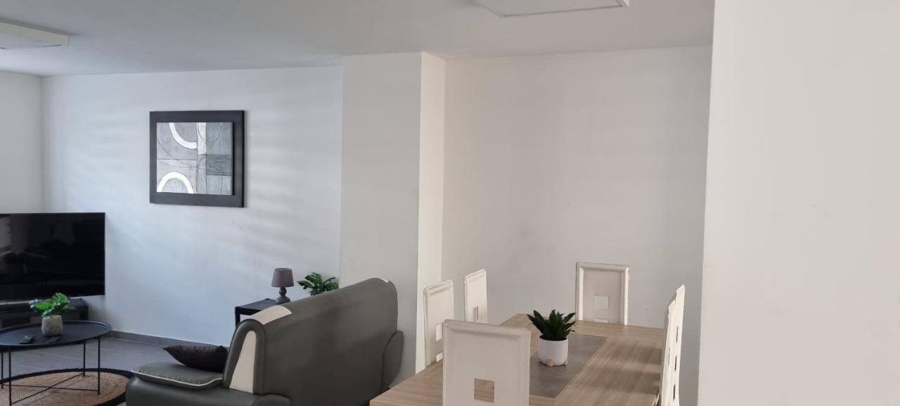 شقة Maison Meublee 6 Personnes Cappelle-la-Grande المظهر الخارجي الصورة